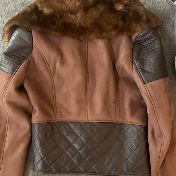 Womens Medium brown fur, suede & leather coat. Worn twice. - Picture 5 of 5